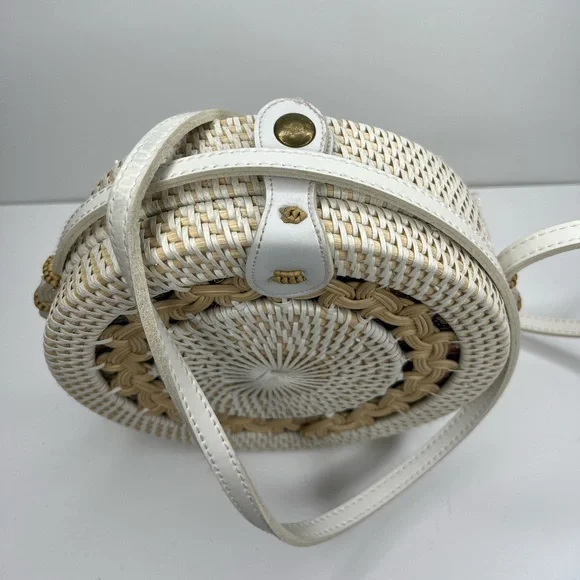 Round wicker crossbody - Picture 3 of 3